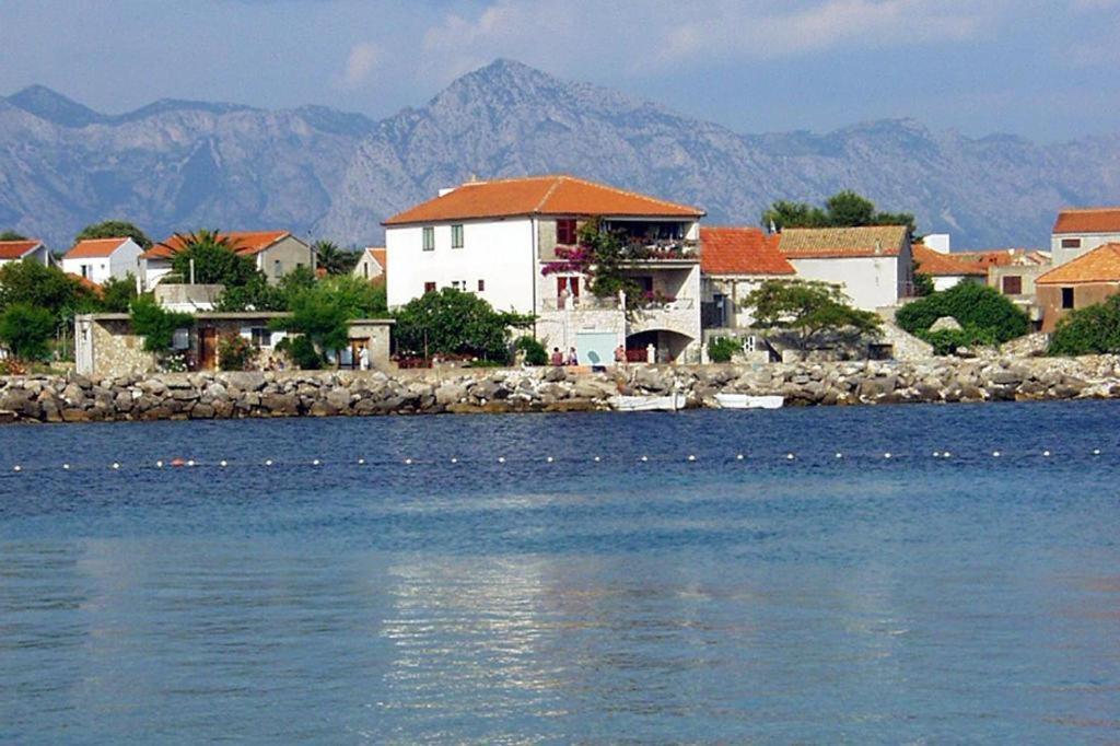Apartments Bartul Sućuraj Eksteriør bilde
