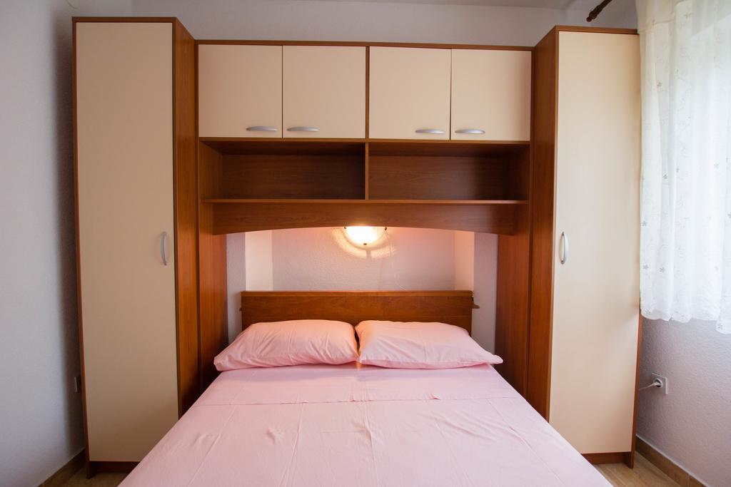 Apartments Bartul Sućuraj Eksteriør bilde