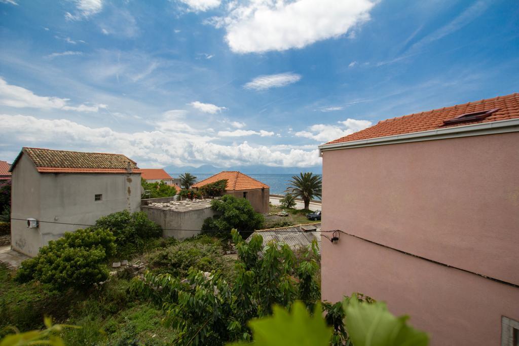 Apartments Bartul Sućuraj Eksteriør bilde