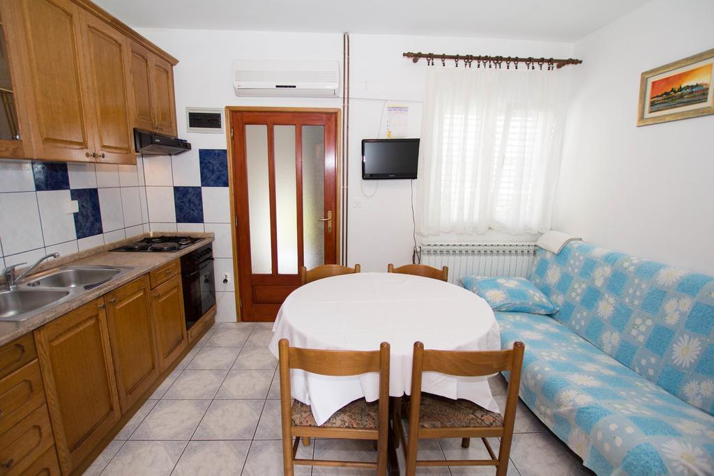 Apartments Bartul Sućuraj Eksteriør bilde